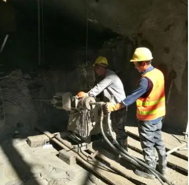 武陵水下抗分散灌浆料特点 水下不分散注浆料介绍