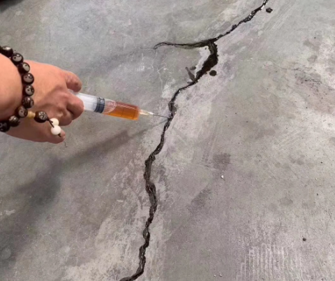 武陵混凝土裂缝修补技术详解​